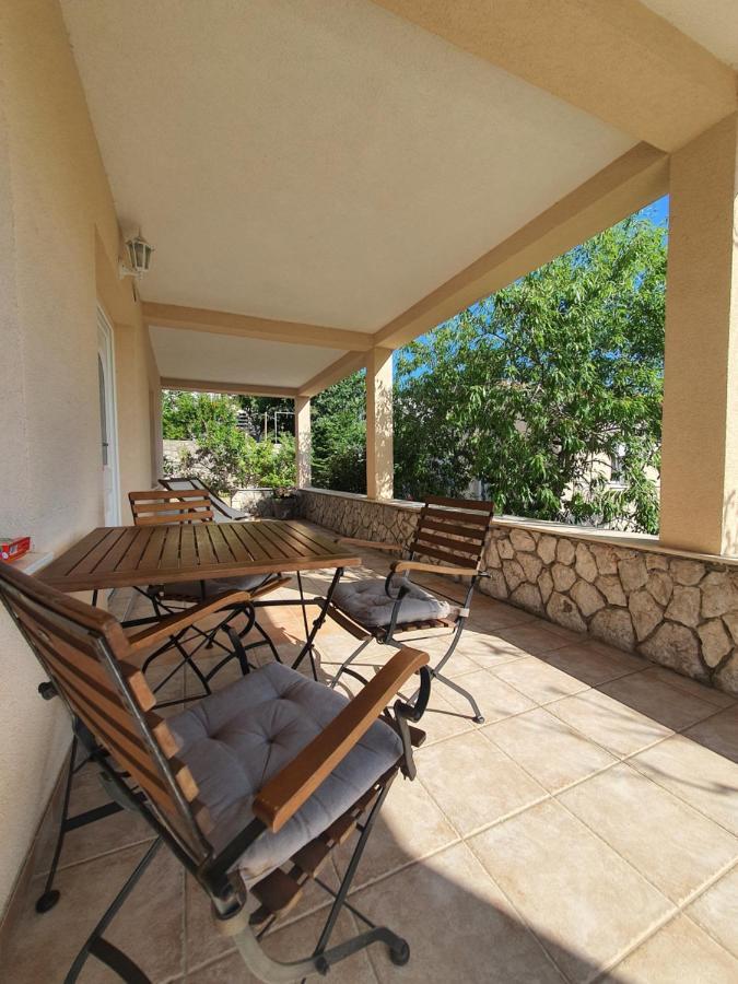 Apartamento Nonna Vittoria 1 Mali Lošinj Exterior foto